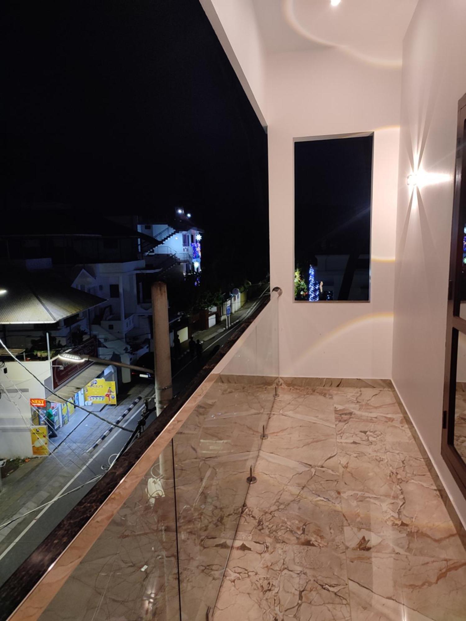 Alam Homestay Kochi Екстер'єр фото